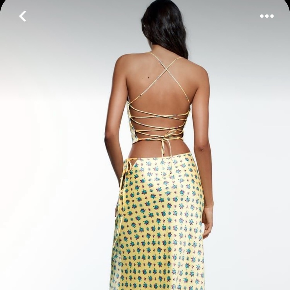 ZARA-  crop top